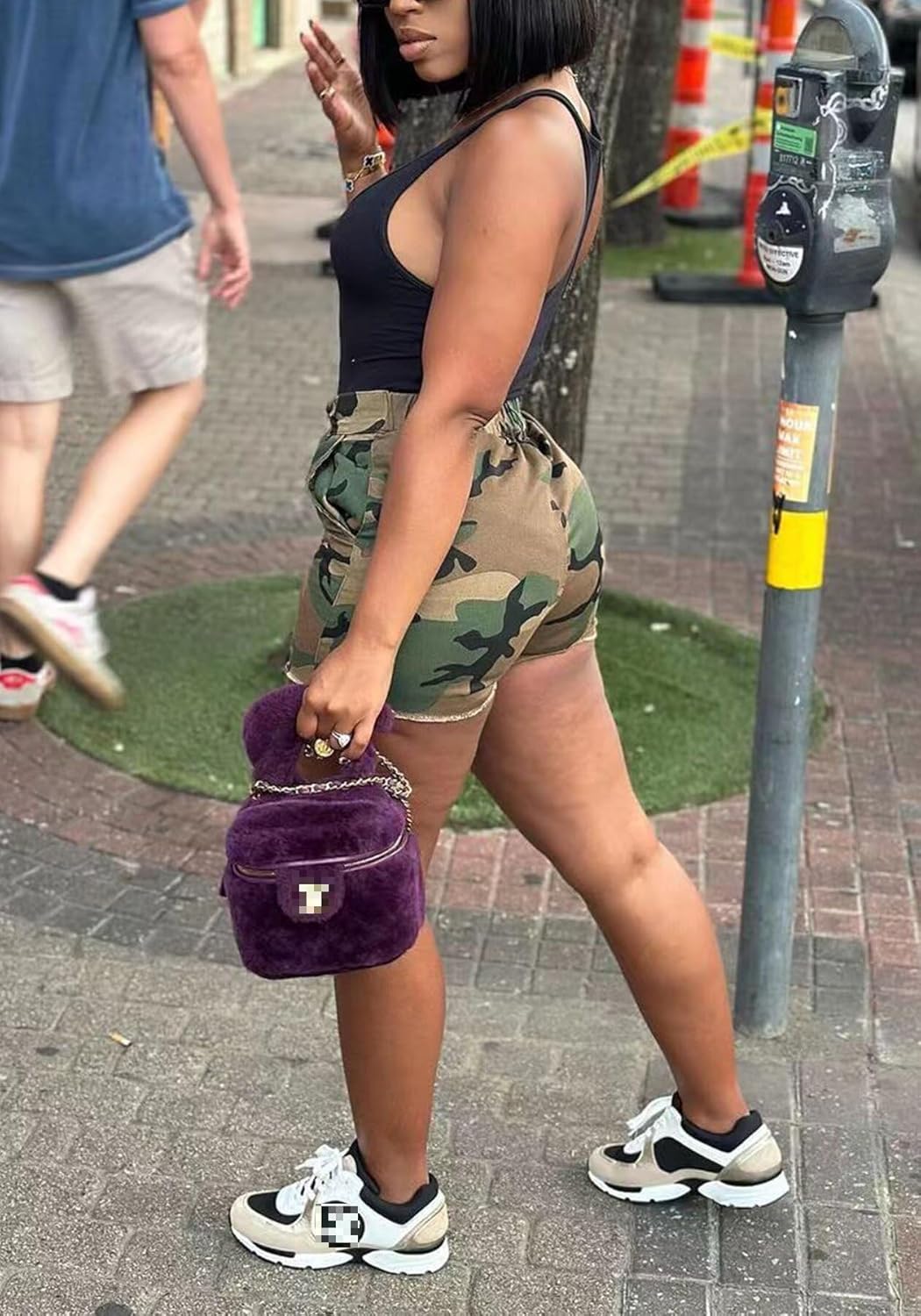 Seltaon Women’s Camo Cargo Shorts Casual High Waisted Ripped Frayed Camouflage Shorts Army Fatigue Shorts with Pockets