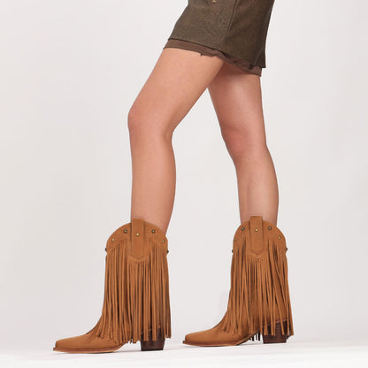 Fringe Cowboy Boots for Women – Mid Calf Cowgirl Boots with Star Studded, Pointed Toe and Chunky Heel, Perfect for Country Music Festivals
