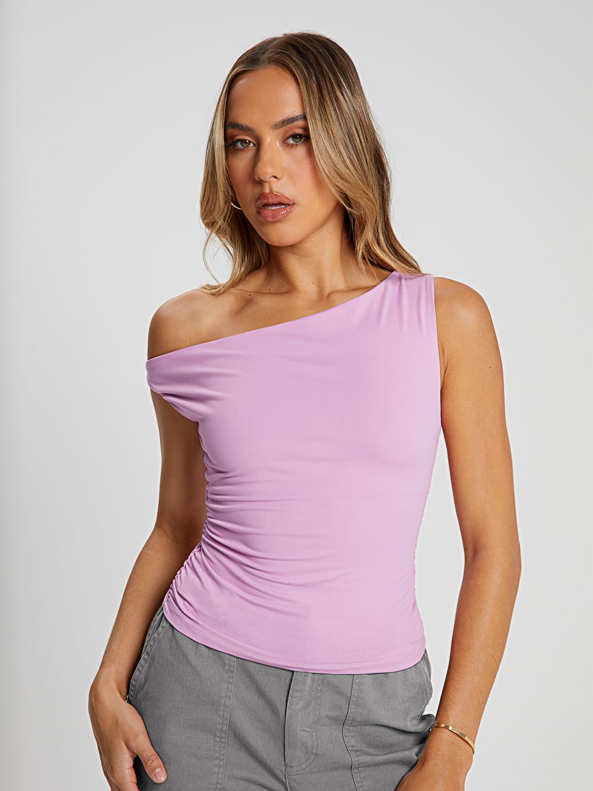 Trendy Queen Womens Summer Off The Shoulder Tops Going Out T Shirts Crop Tank Top Fashion Clothes Spring Outfits 2025