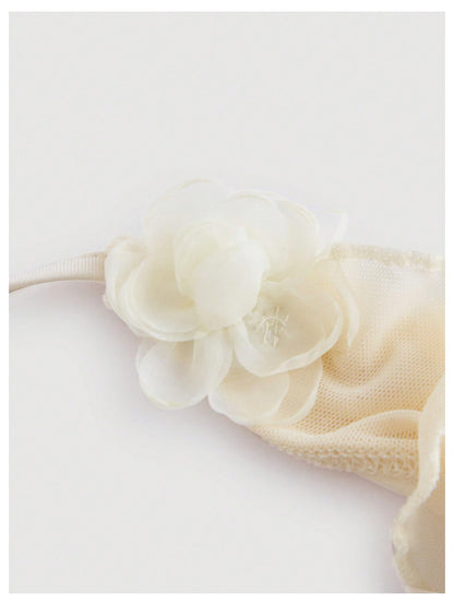 WDIRARA Women's 3D Flower Tie Front Ruffle Trim Halter Top Tie Backless Camisole