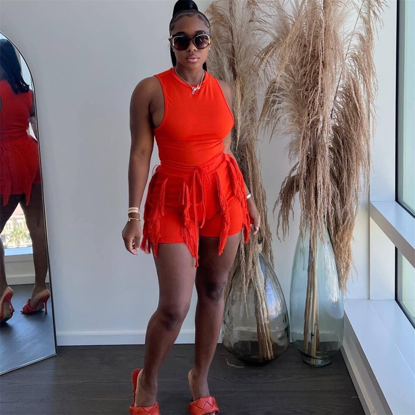 Elainone Two Piece Outfits for Women Sexy Bodycon Sleeveless Tops Drawstring Waist Shorts Sets